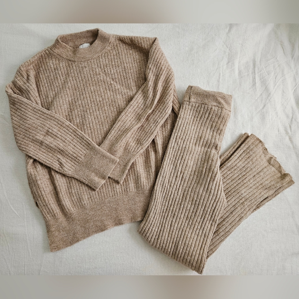 H&M Lounge Set